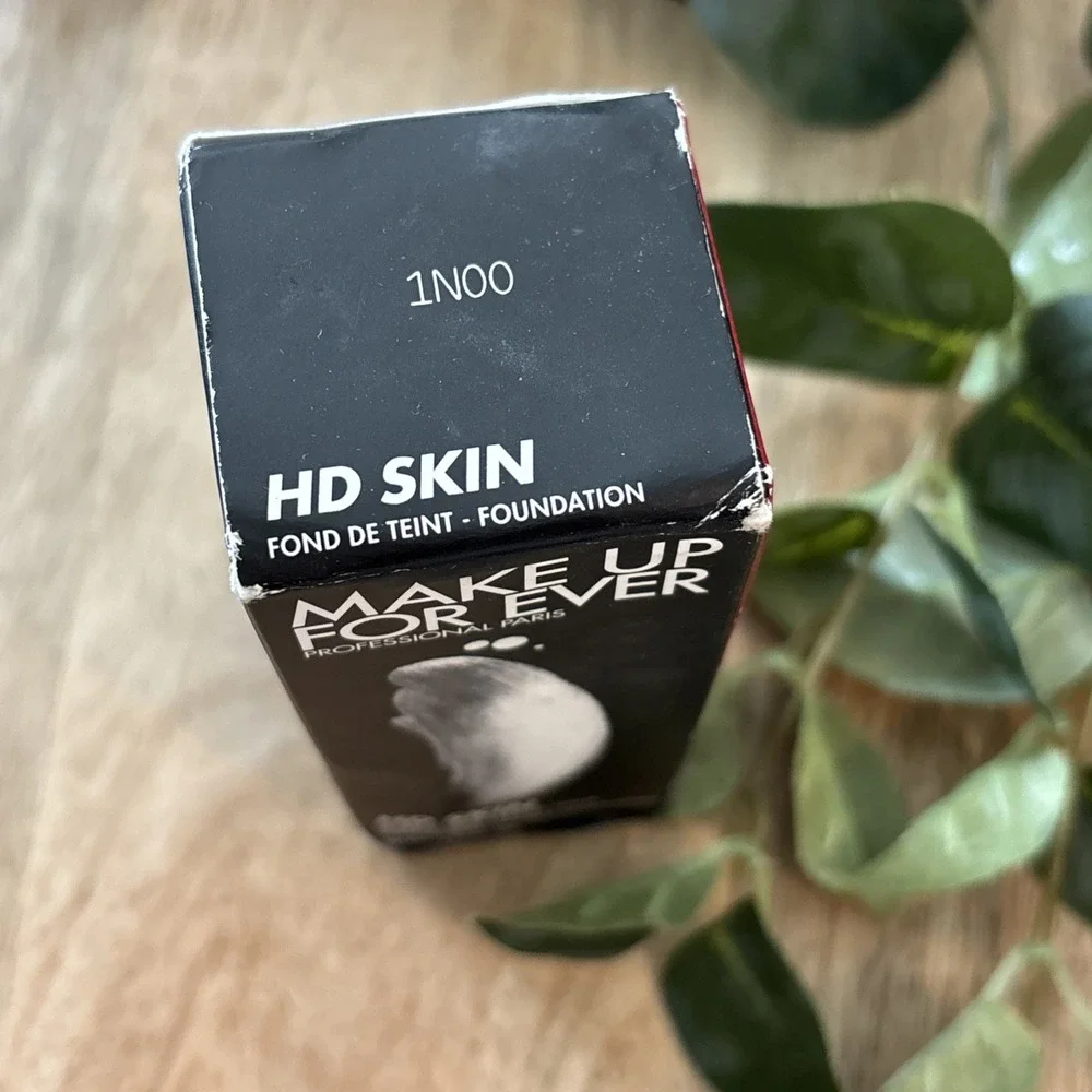 Make Up For Ever HD Skin Undetectable Foundation - 1N00 New Box